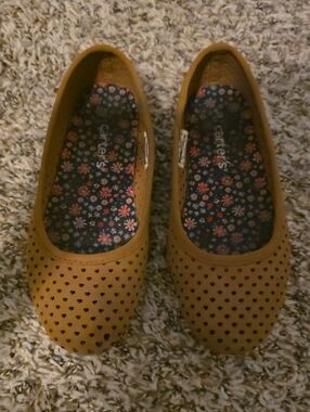Carter's Tan Ballet Flats with Navy Floral Insole, Size 1 Girls